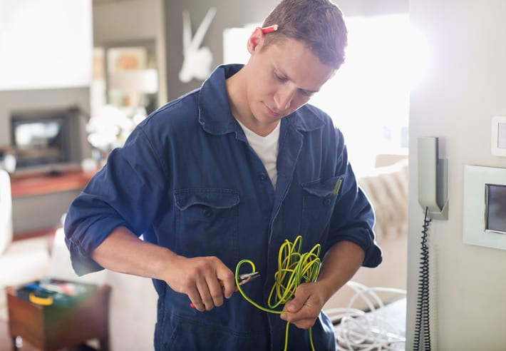 5 Things to Look for in an Electrician